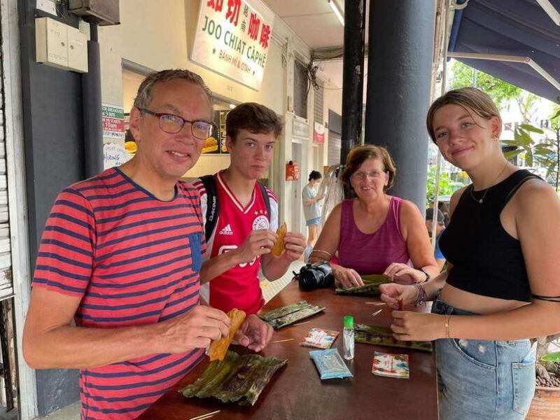 singapore-food-and-bike-tour-katong-district