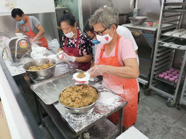 singapore-food-and-bike-tour-katong-district