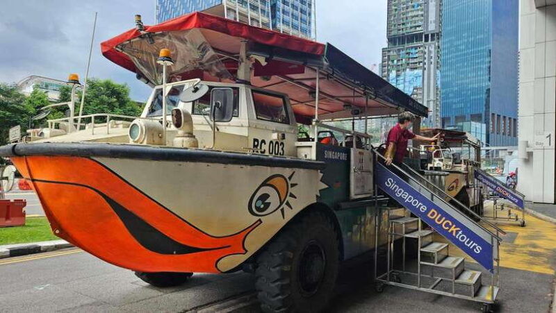 singapore-guided-city-tour-by-amphibious-duck-boat