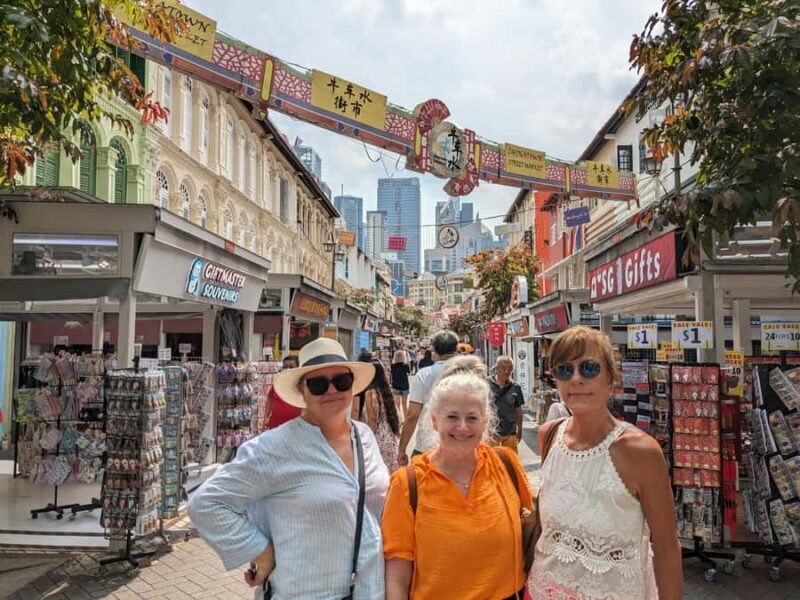 Singapore: Half-Day Street Food & Street Art Walking Tour - An In-Depth Look at the Tour Experience