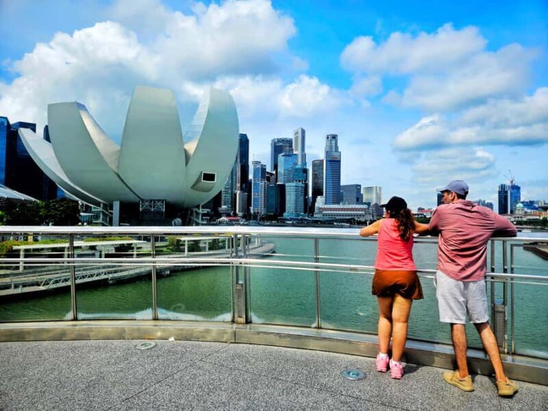 Singapore: Highlights & Hidden Tiong Bahru Private Tour - Exploring Singapore’s Civic District and Marina Bay