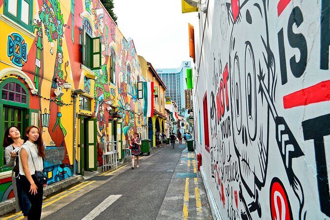 Singapore Kampong Glam Hidden Gems Private Walking Tour - The Quirky Charm of Haji Lane