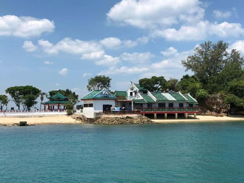 Singapore: Kusu Island Heritage Tour with Speedboat Ride - Key Points