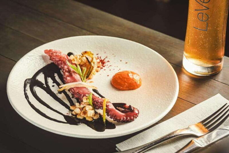 singapore-level33-craft-brewery-restaurant-lounge-package