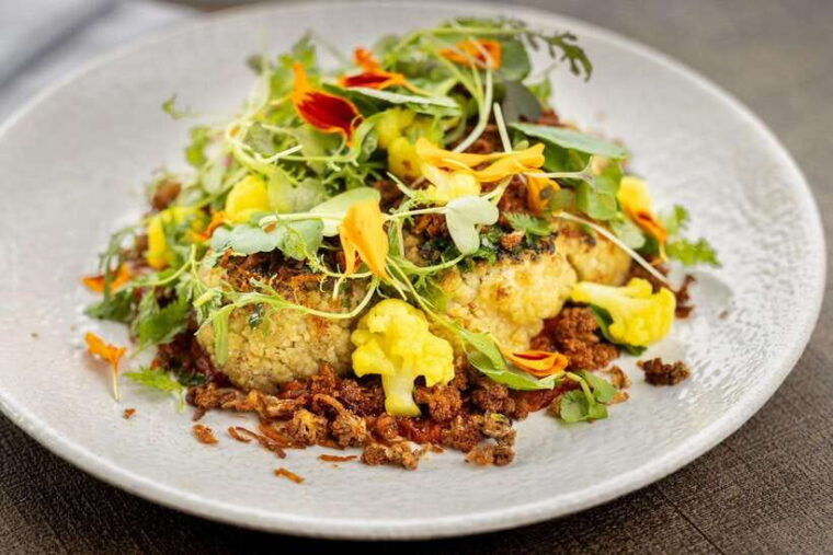 singapore-level33-craft-brewery-restaurant-lounge-package