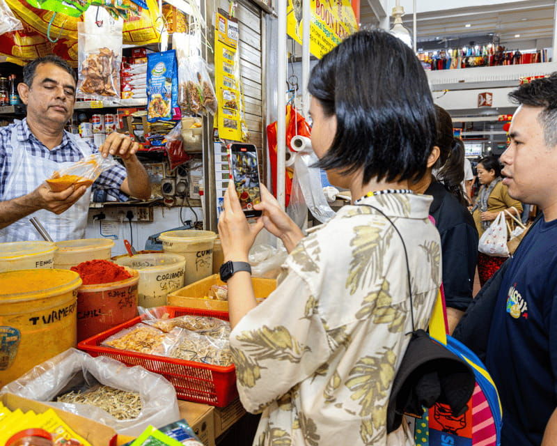 singapore-little-india-and-local-flavours-guided-tour