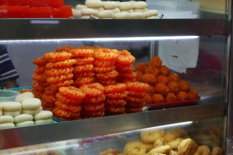 Singapore: Little India, Tekka Centre and Food Tastings Tour - Practical Tips and Considerations  