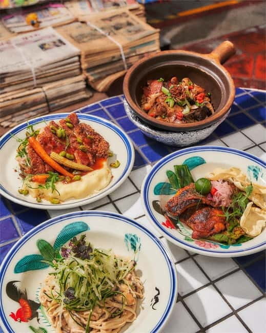 Singapore: Mama Diam F&B Packages - Atmosphere and Décor