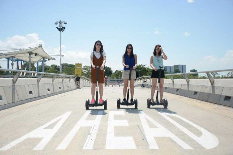 singapore-marina-bay-mini-segway-tour