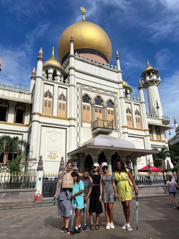 singapore-private-car-tour-with-local-driver-guide