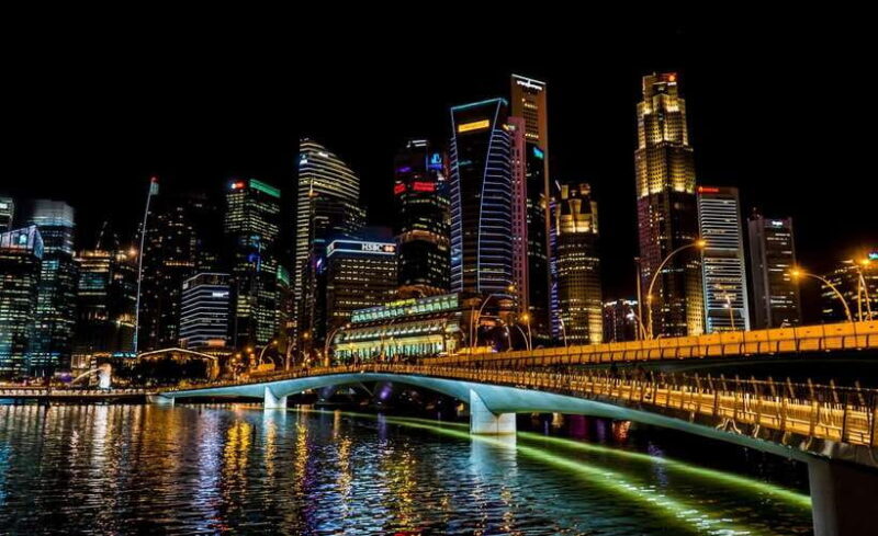 Singapore: Private Walking Tour with a Local - FAQ