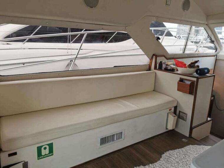 singapore-private-yacht-cruise-st-johns-island-waveshark2