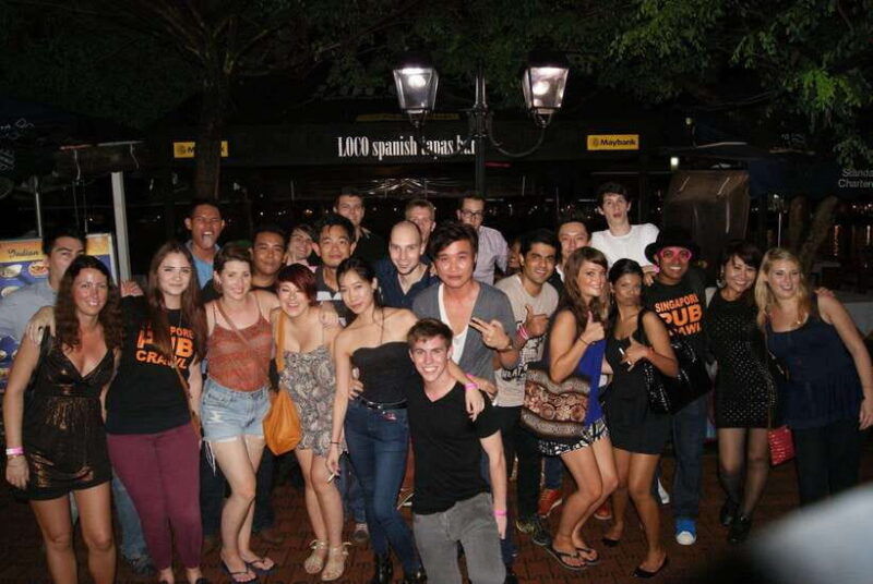 singapore-pub-crawl-party-like-a-local