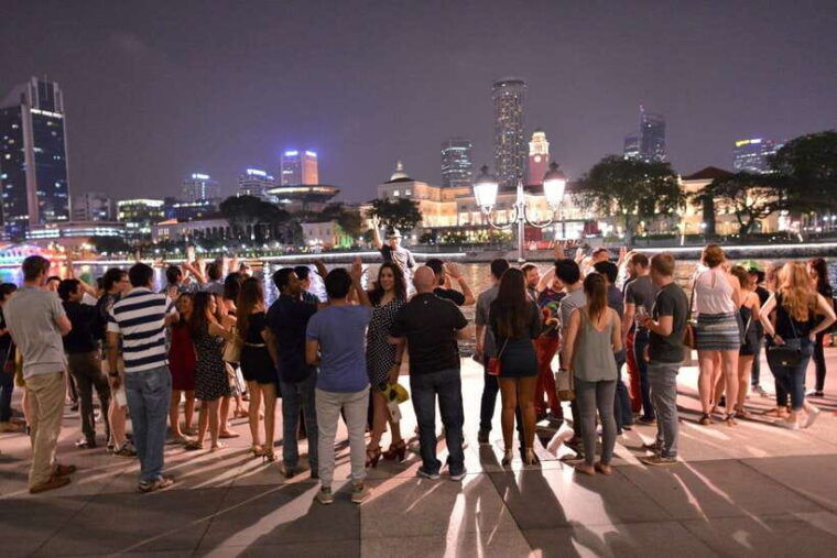 singapore-pub-crawl-party-like-a-local