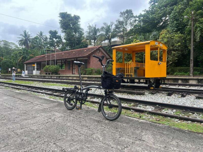 singapore-rail-corridor-civic-district-brompton-bike-tour