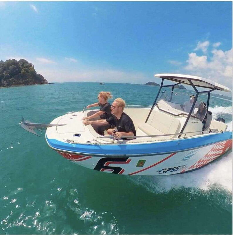 singapore-southern-islands-speedboat-adventure