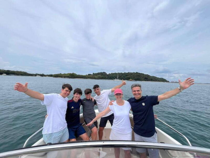 Singapore Southern Islands Speedboat Guided Tour - Key Points