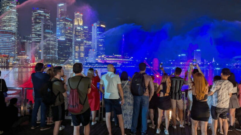 singapore-sunset-river-cruise-and-glittering-light-shows