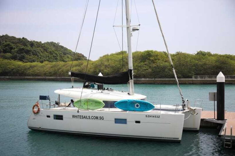 singapore-yacht-charter-onboard-sunrise