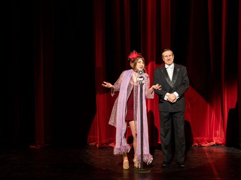 singin-in-the-rain-musical-in-hybernia-theatre