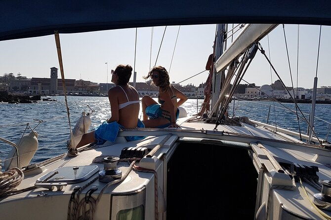 single-day-sail-boat-cruise-with-swimming-snorkeling-drinks-and-lunch