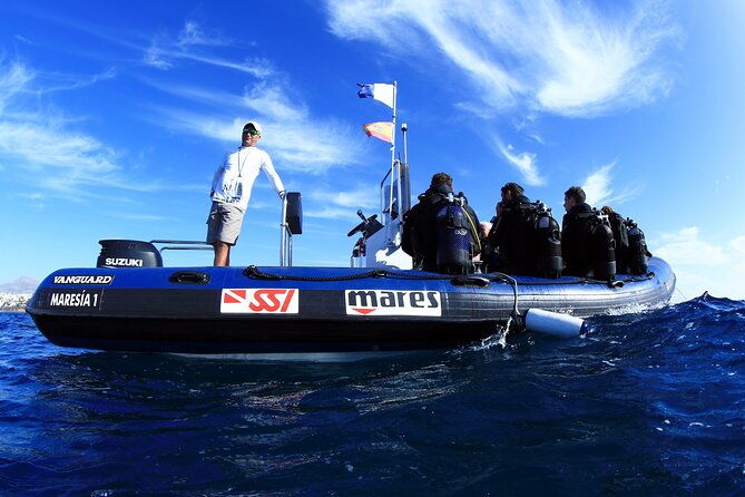 single-scuba-try-dive-in-puerto-del-carmen-small-groups-2-hours