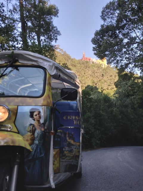 sintra-amazing-adventure-on-board-of-a-tuk-tuk