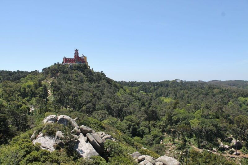sintra-and-cascais-full-day-private-sightseeing-tour