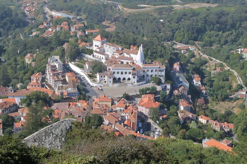sintra-and-cascais-full-day-private-sightseeing-tour