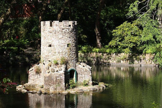 Sintra and Cascais Small Group Tour from Lisbon - What Travelers Are Saying