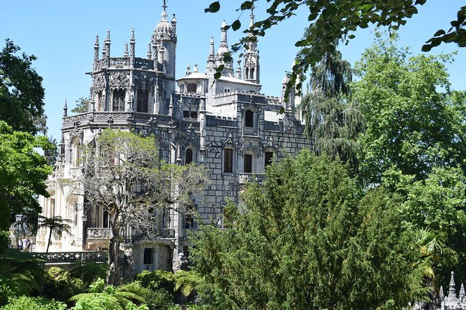 sintra-cabo-da-roca-and-cascais-full-day-private-tour-from-the-west