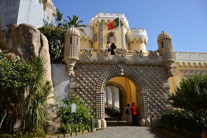 sintra-cabo-da-roca-and-cascais-small-group-tour-with-tickets