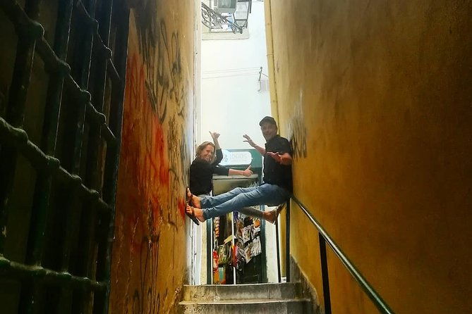 sintra-cascais-private-tour-from-lisbon-dinosaur-footprints-on-the-beach