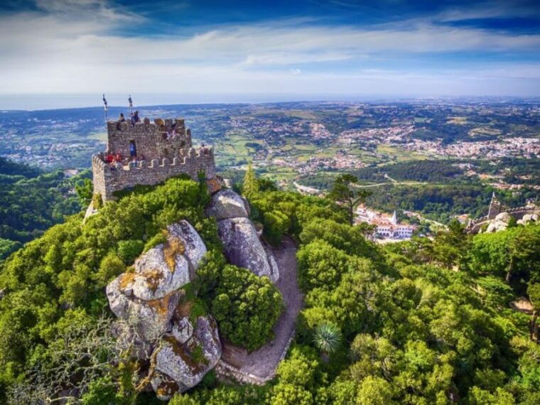 sintra-castle-of-the-moors-skip-the-line-ticketaudio-guide