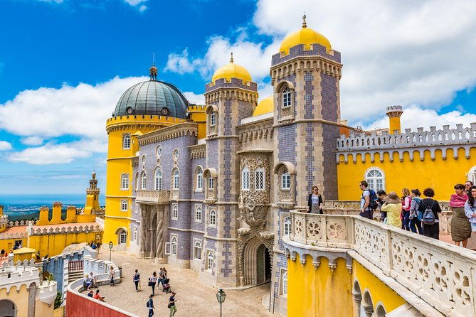 sintra-castles-and-cascais-in-one-day-from-lisbon