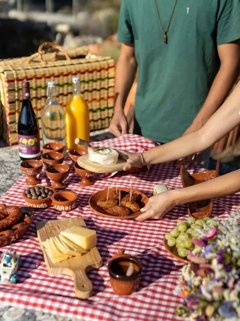 sintra-countryside-gastronomic-tour-in-a-vintage-car