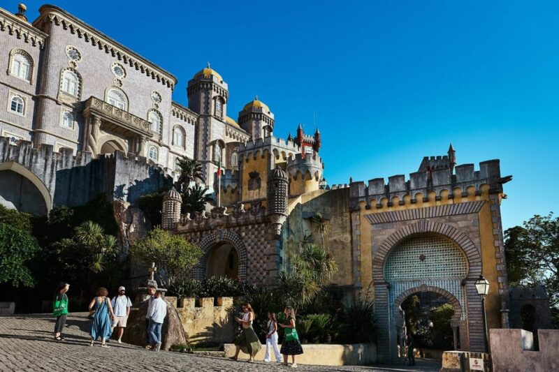 sintra-day-trip-with-exclusive-early-access-to-pena-palace