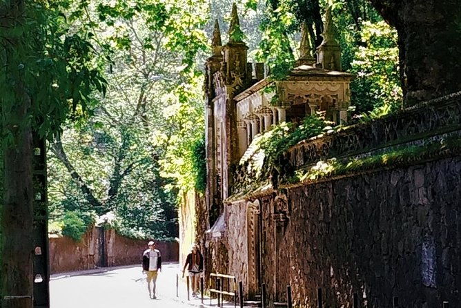 sintra-encantada-private-tour-village-palace-and-pena-palace