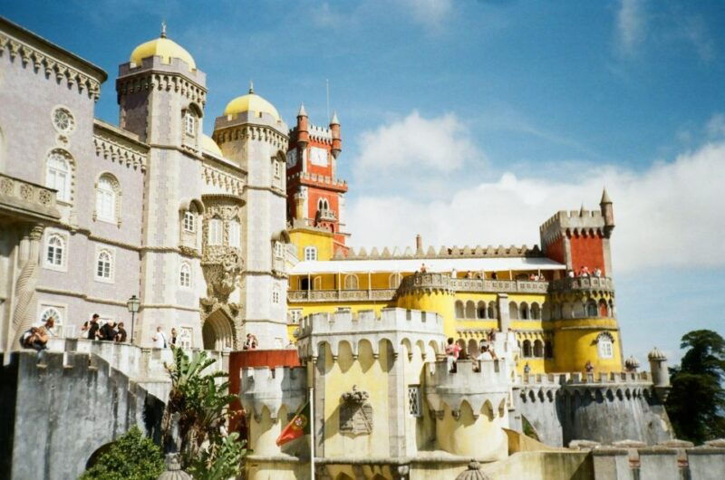 sintra-full-day-guided-tours-by-van-with-local-guide