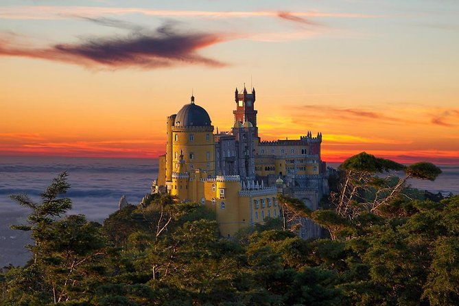 sintra-full-day-small-group-tour-let-the-fairy-tale-begin