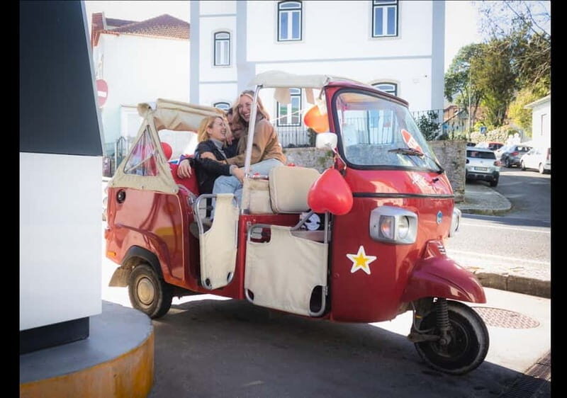 Sintra: Guided History & Highlights Tuk-Tuk Tour with Pastry - What Makes This Tour Stand Out