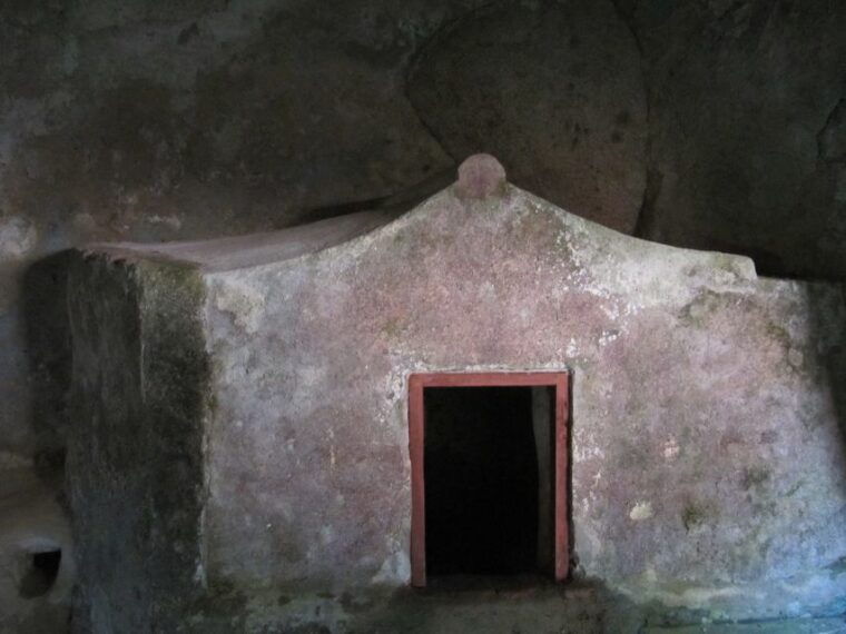 sintra-guided-visit-life-and-death-at-the-capuchos-convent