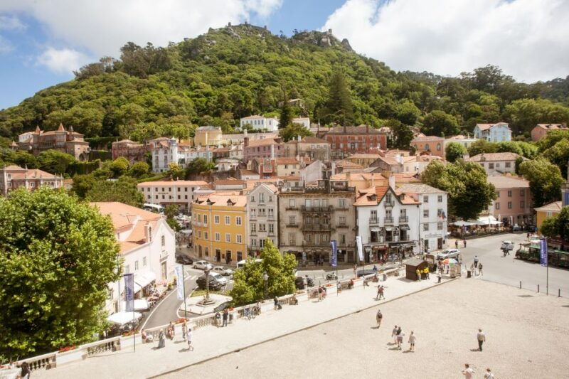 sintra-half-day-tour-with-royal-palace-ticket