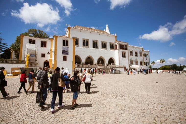 sintra-half-day-tour-with-royal-palace-ticket