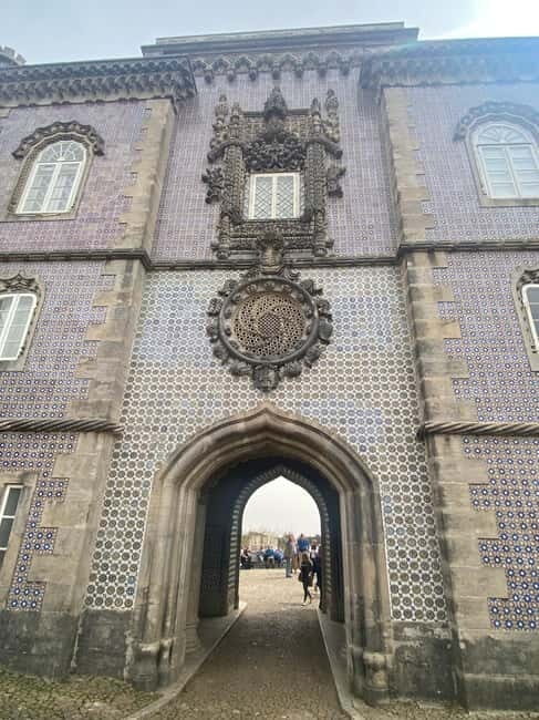 Sintra Half-Day Trip: Pena Palace & Quinta da Regaleira - Exploring Sintra in Just Half a Day