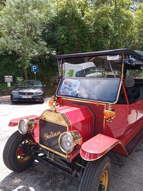 sintra-mountain-tour-by-vintage-tuktuk