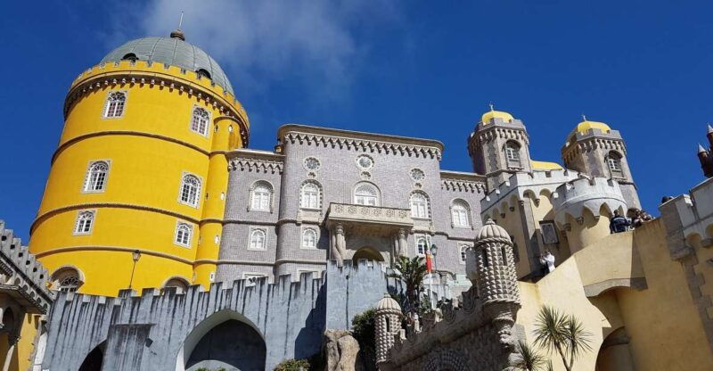 sintra-palaces-and-cascais-magical-experience-private-tour