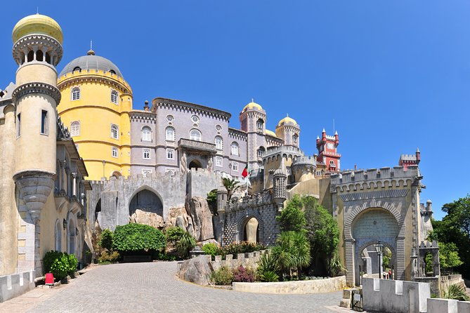 sintra-palaces-full-day-private-tour-from-lisbon