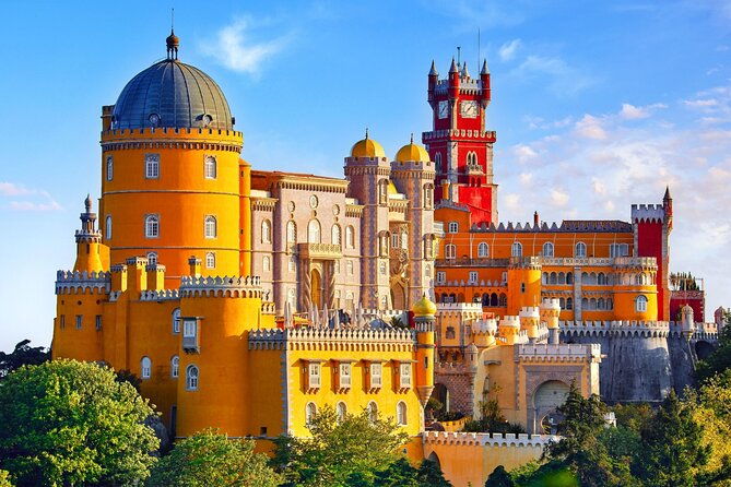 sintra-pena-palace-and-cascais-full-day-tour-from-lisbon