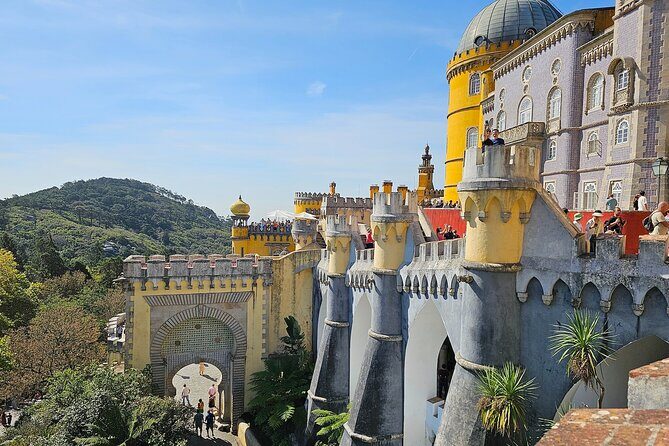 Sintra, Pena Palace, Cabo da Roca Coast & Cascais Day Tour - FAQs